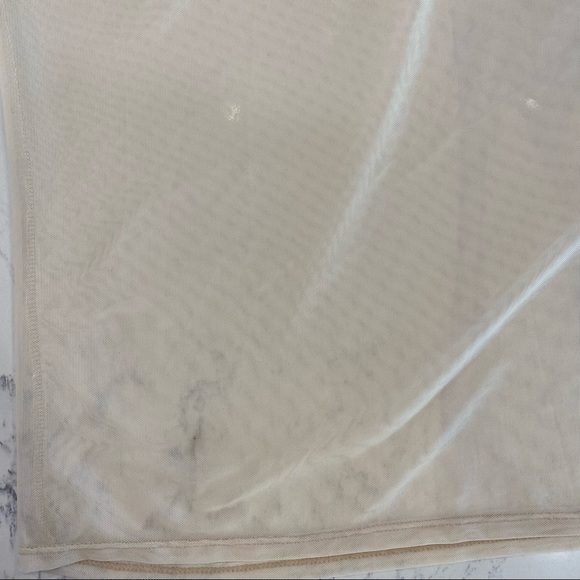 Fashion Nova Unicorn tee - Picture 5 of 7